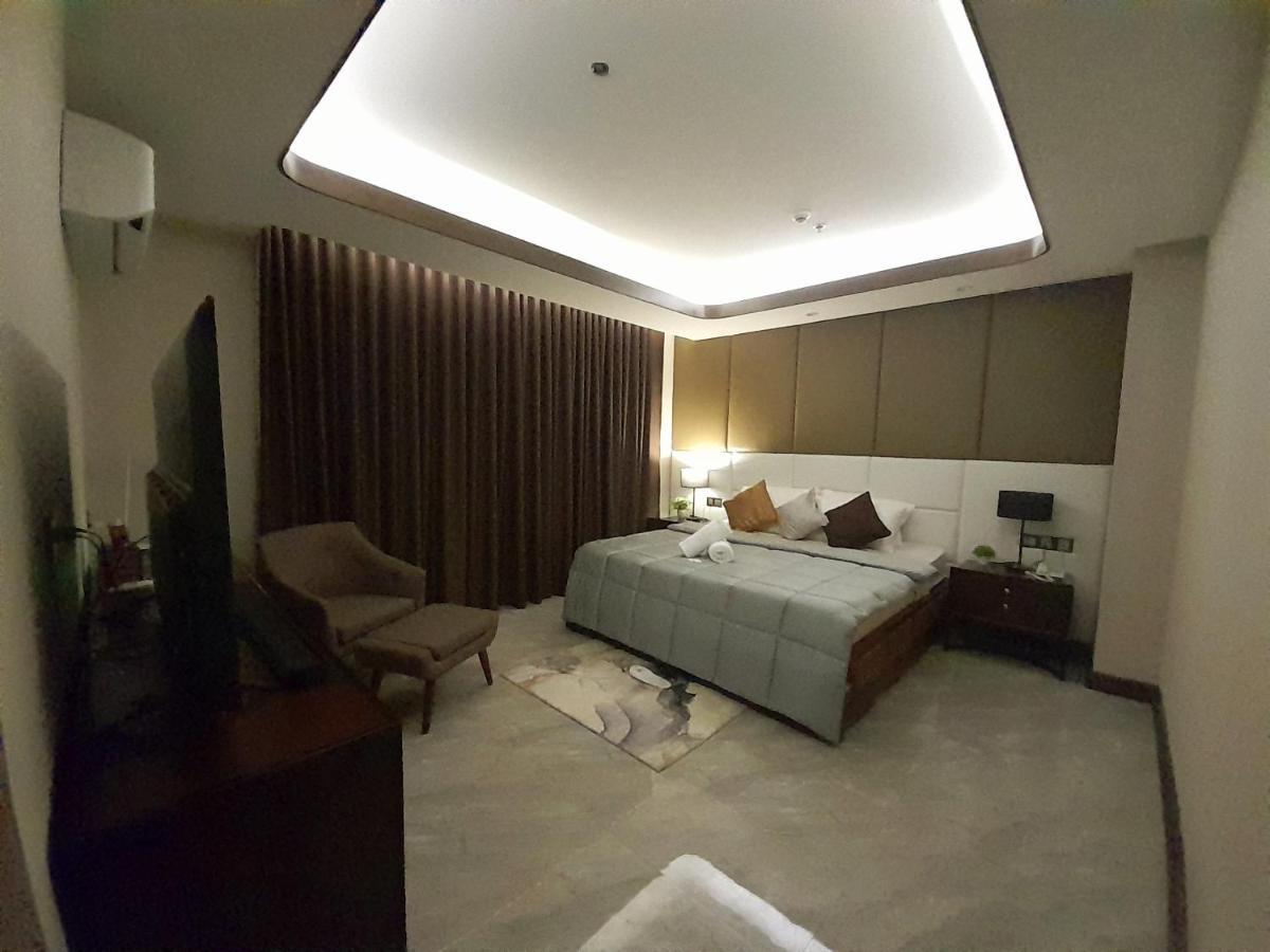 One Euphoria Prime Suite Hotel Angeles Exterior foto