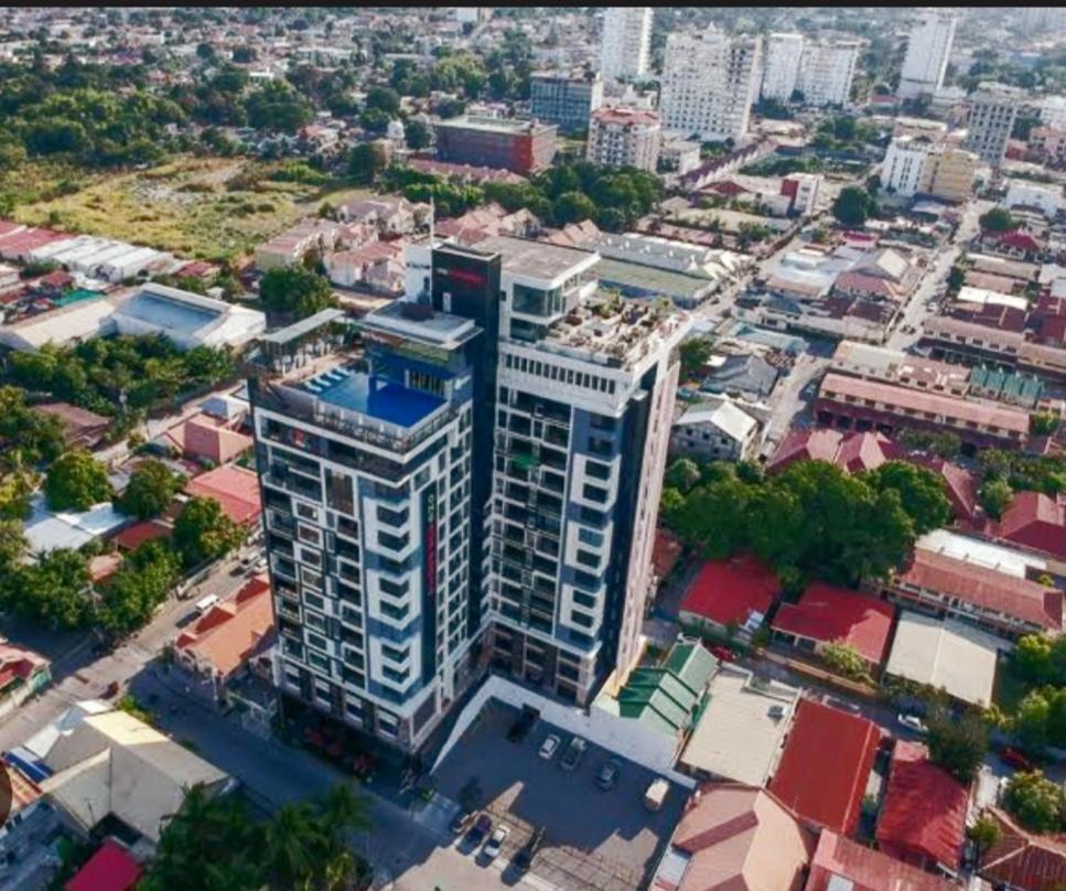 One Euphoria Prime Suite Hotel Angeles Exterior foto