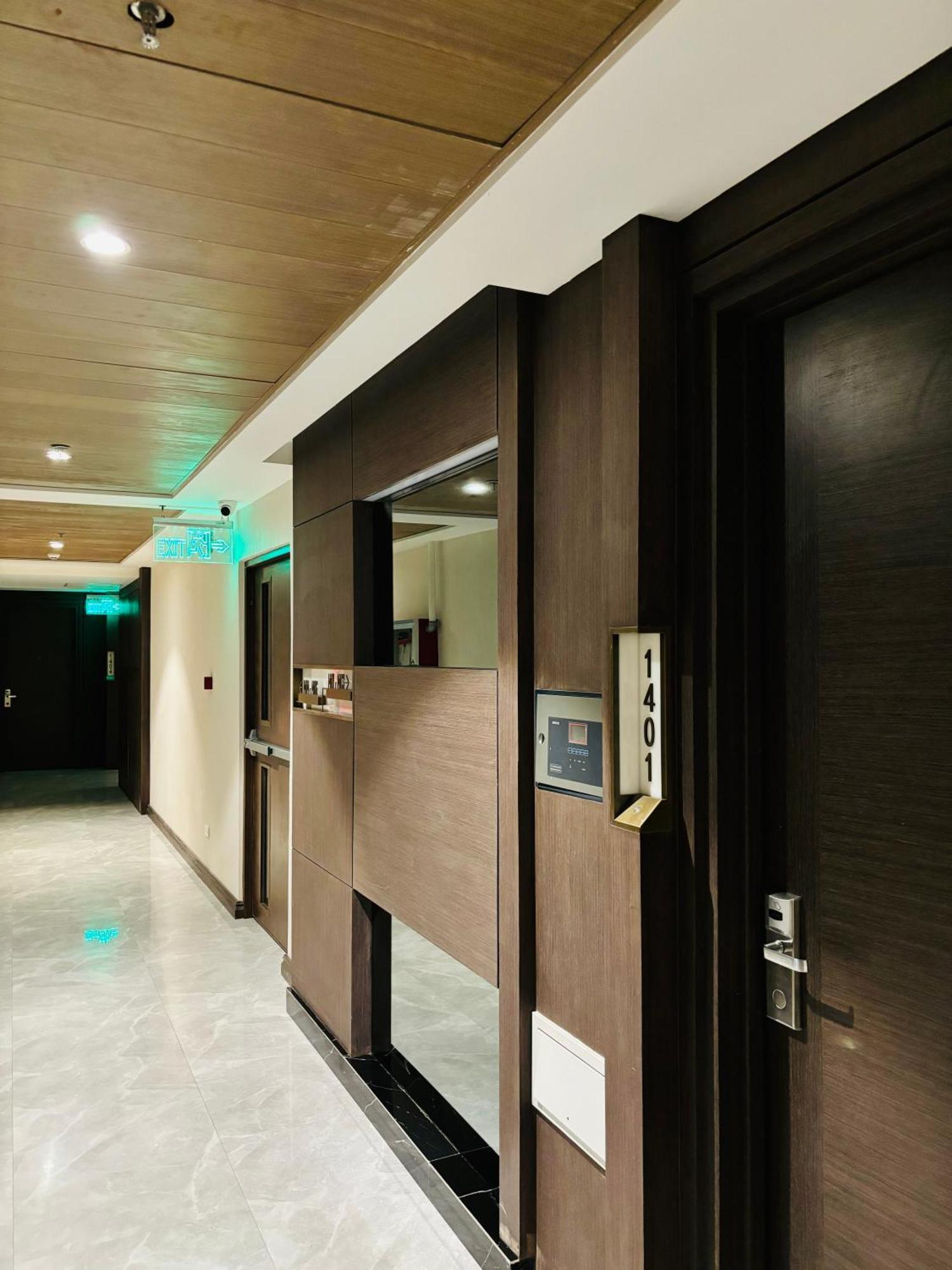 One Euphoria Prime Suite Hotel Angeles Exterior foto